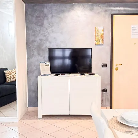 Lady Teresa 2-0 By Ca-sa Check